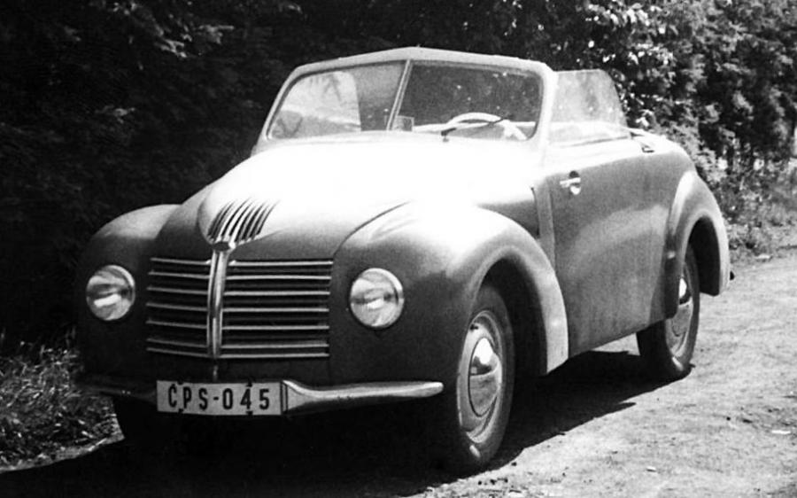 Aero Minor Roadster by Sodomka '1947